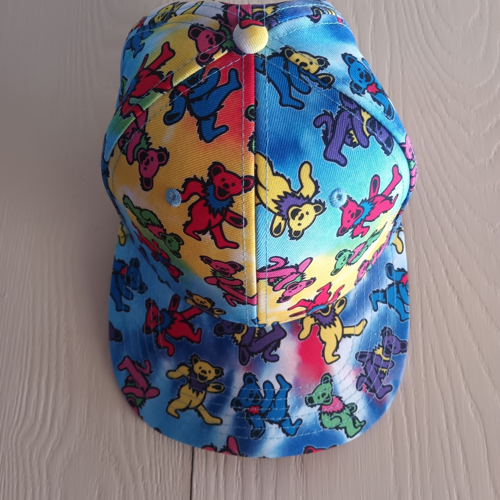 Multicolored Bear Pattern Cap